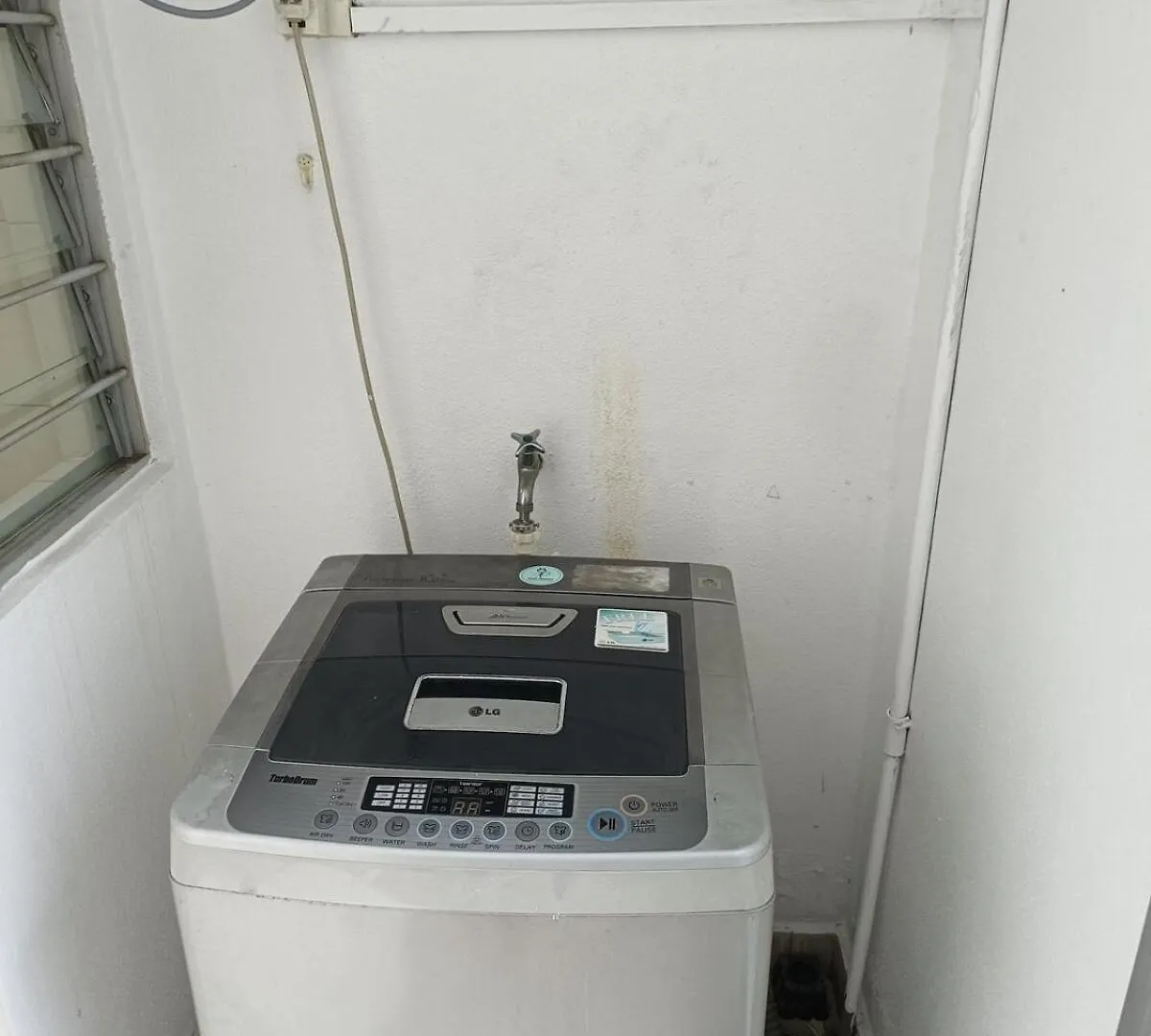 E-Tiara Apt King Size Bed 1-7Pax Lrt Ysw Homes Subang Jaya Apartment